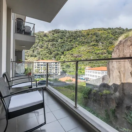 Apartment Wings Ce By Galmi Santa Cruz (Madeira)